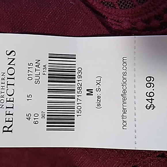 NORTHERN REFLECTIONS SLEEVELESS BLOUSE - Picture 4 of 4